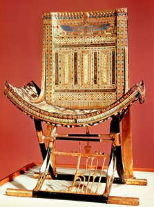 Faaraoiden kirkollinen valtaistuin, Tutankhamonin haudalta (n. 1370-52 eKr.) Uusi kuningaskunta (uurteinen puu) (katso myös 59232)